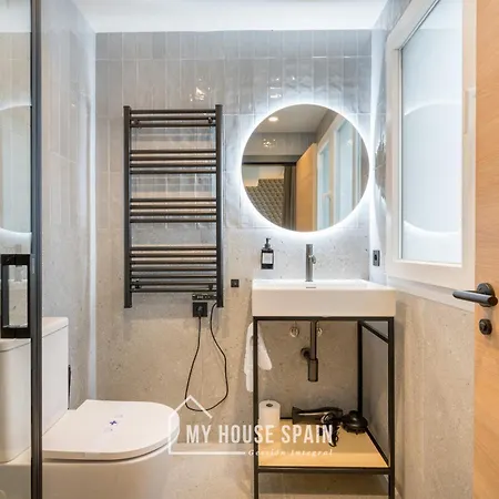 Konukevi Novarooms By Myhousespain