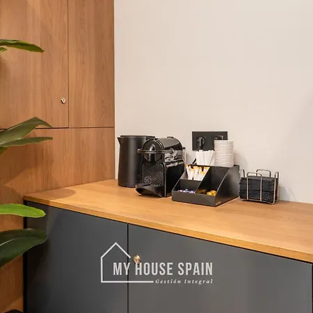 Konukevi Novarooms By Myhousespain