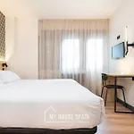 בית הארחה Novarooms By Myhousespain