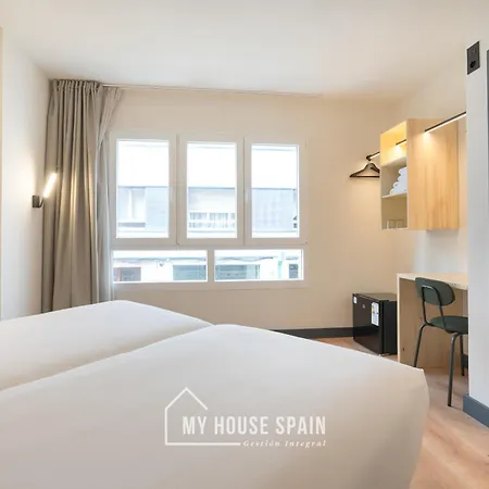 Nova By Myhousespain Guest house *