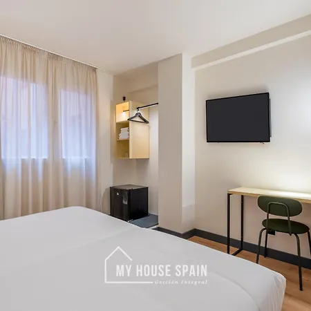 Novarooms By Myhousespain Pensjonat Gijón