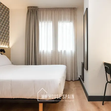 Casa de hóspedes Novarooms By Myhousespain *
