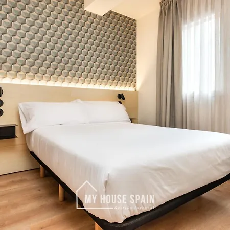Novarooms By Myhousespain Гостевой дом
