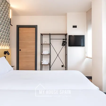 Novarooms By Myhousespain Pensjonat Gijón