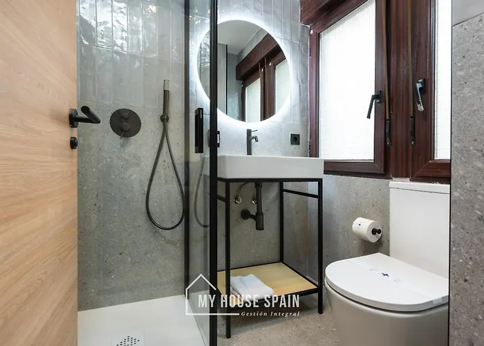 Novarooms By Myhousespain Guest house