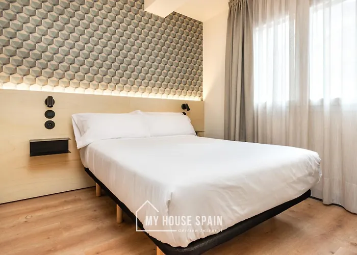 Novarooms By Myhousespain Guest house