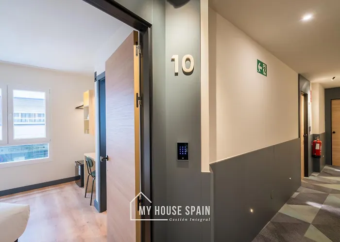 Novarooms By Myhousespain Guest house *