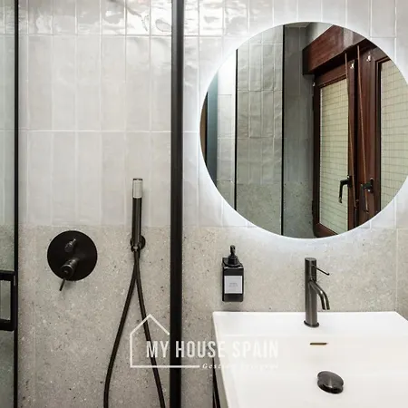 Novarooms By Myhousespain Penzion Gijón