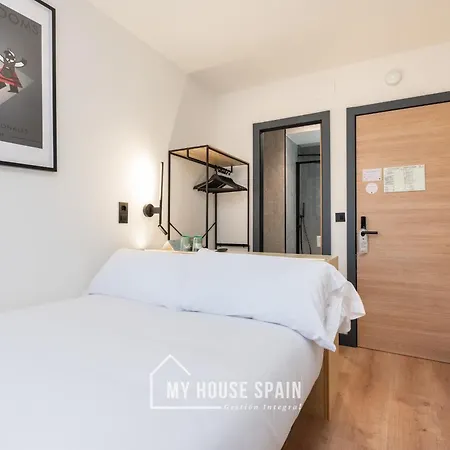Novarooms By Myhousespain בית הארחה