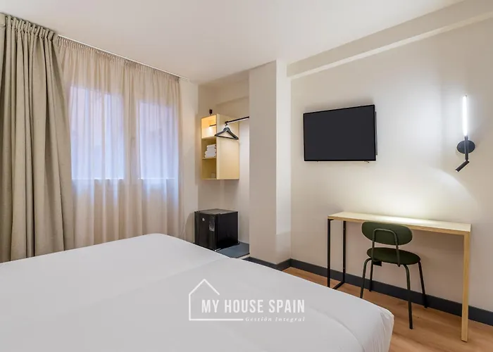 Novarooms By Myhousespain בית הארחה גיחון